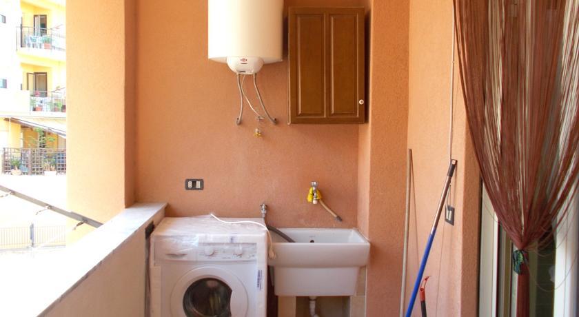 Casa Vacanze Beppe Termini Imerese Exterior foto